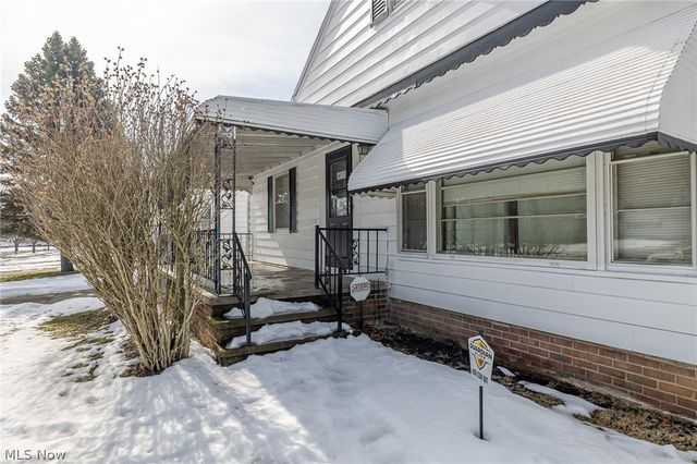 157 Flora Drive, Bedford, OH 44146