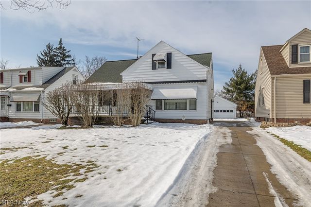 157 Flora Drive, Bedford, OH 44146