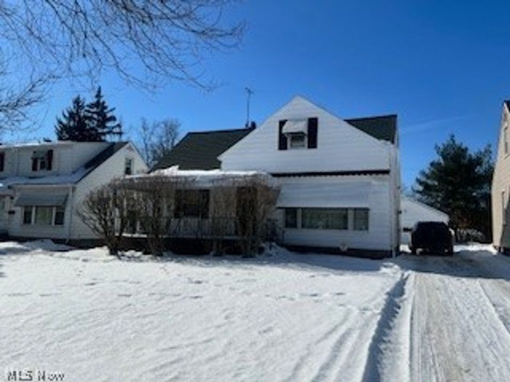 157 Flora Drive, Bedford, OH 44146