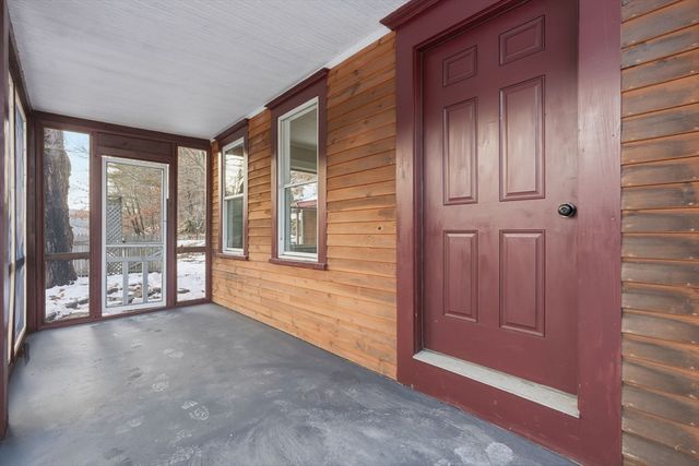 62 E Main St, Erving, MA 01344