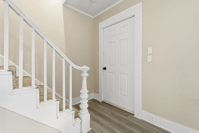 62 E Main St, Erving, MA 01344