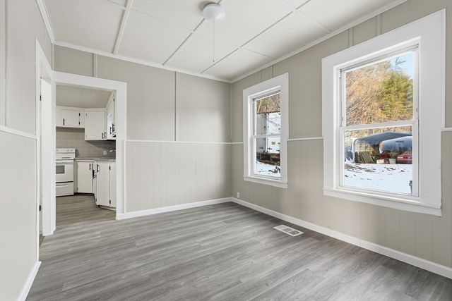 62 E Main St, Erving, MA 01344