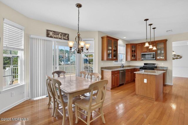 40 Overlook Drive, Little Egg Harbor, NJ 08087