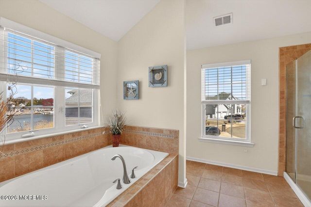 40 Overlook Drive, Little Egg Harbor, NJ 08087