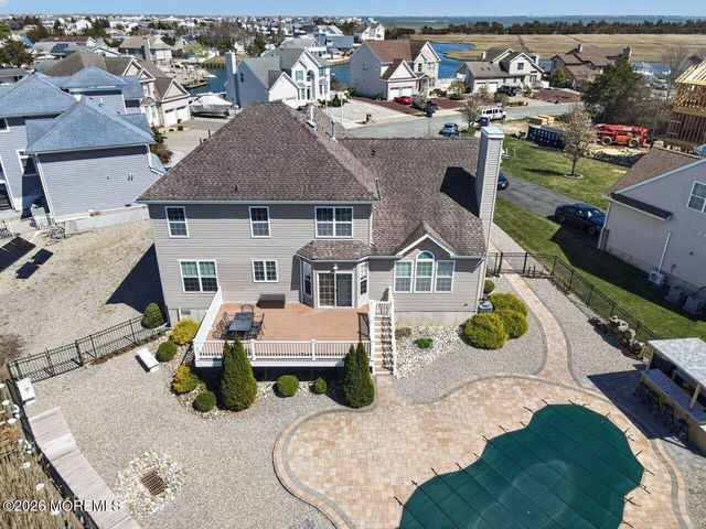 40 Overlook Drive, Little Egg Harbor, NJ 08087