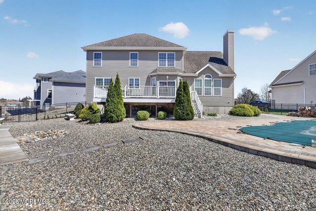40 Overlook Drive, Little Egg Harbor, NJ 08087