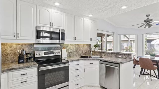 1116 79TH STREET NW, Bradenton, FL 34209