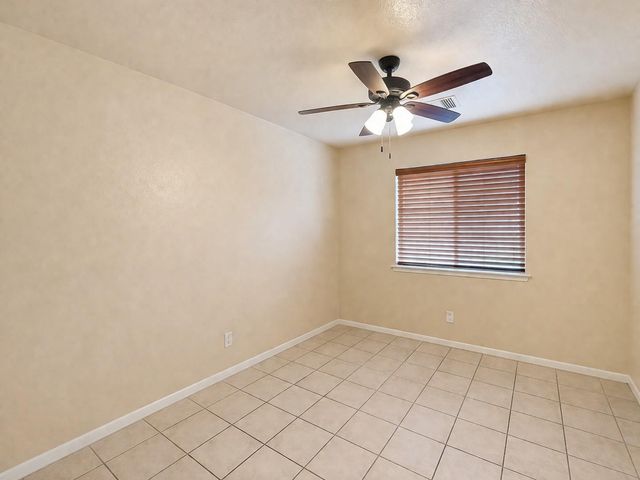 18523 Spinney Lane Drive, Cypress, TX 77433