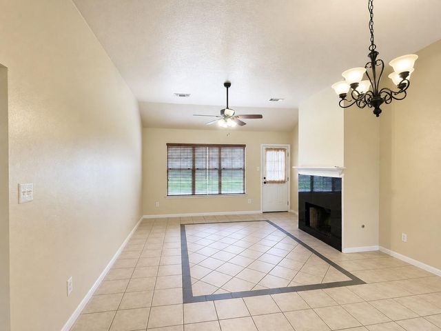 18523 Spinney Lane Drive, Cypress, TX 77433