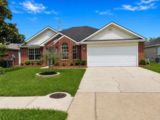 18523 Spinney Lane Drive, Cypress, TX 77433
