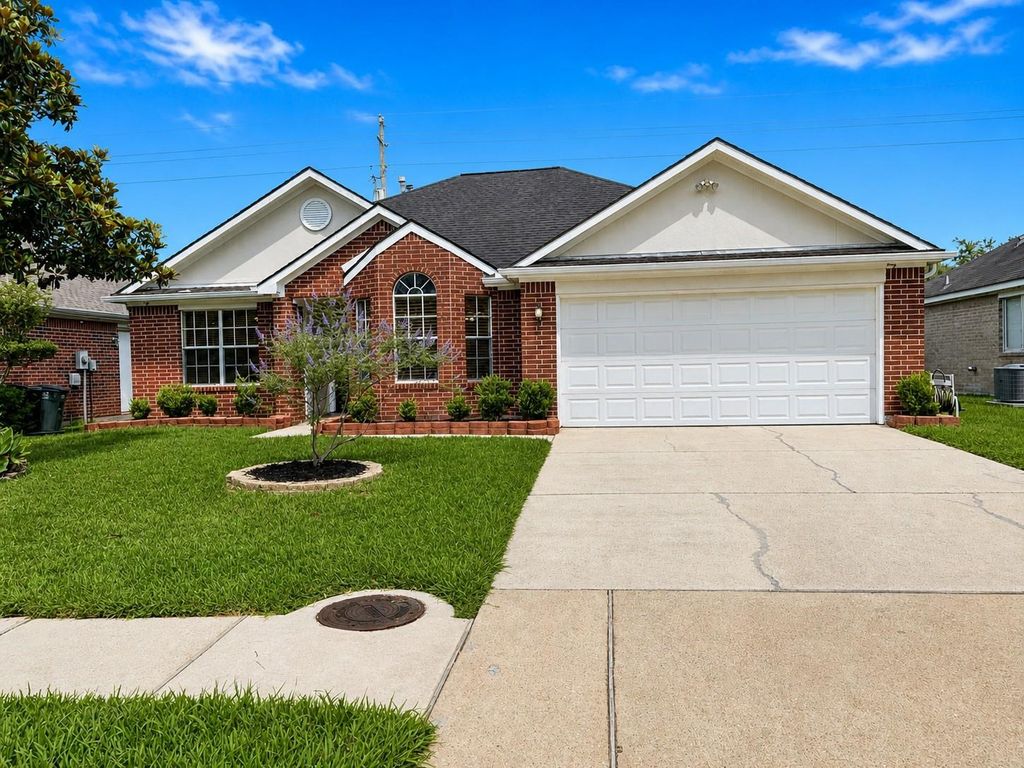 18523 Spinney Lane Drive, Cypress, TX 77433