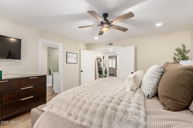 8375 E INDIAN SCHOOL Road, Scottsdale, AZ 85251