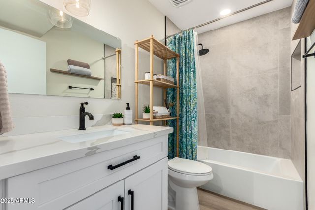 8375 E INDIAN SCHOOL Road, Scottsdale, AZ 85251