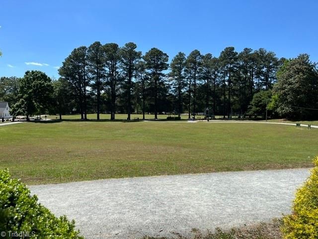 222 Westover Drive, Lexington, NC 27292