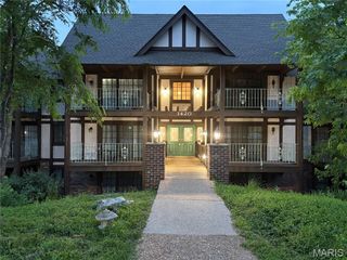 1420 Heritage Landing 107, St Charles, MO 63303