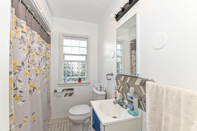 2186 S 89th STREET, Milwaukee, WI 53227