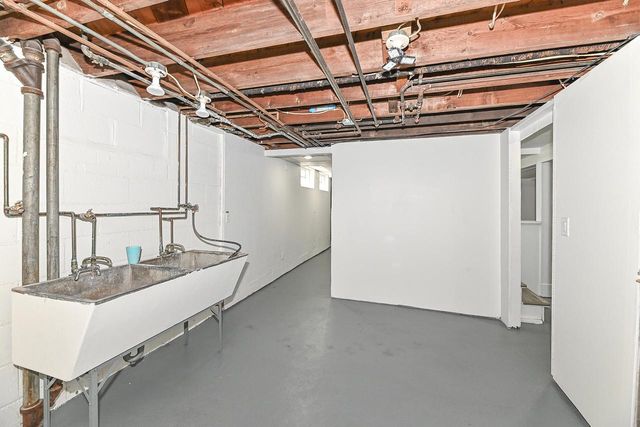 2186 S 89th STREET, Milwaukee, WI 53227