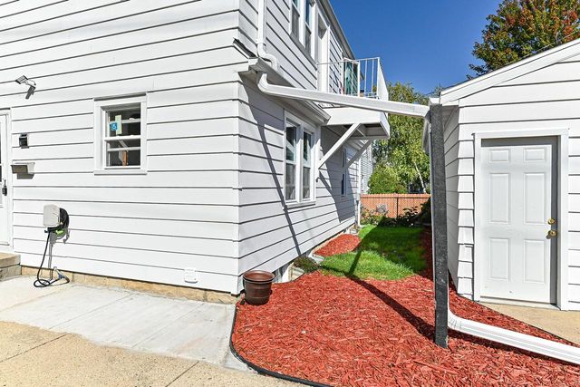 2186 S 89th STREET, Milwaukee, WI 53227