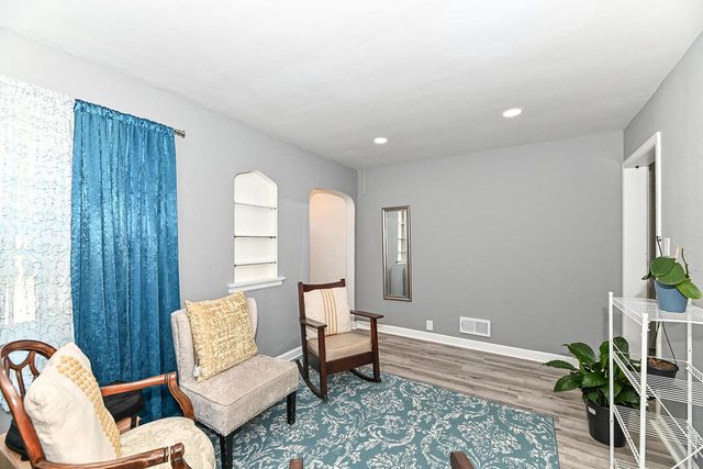 2186 S 89th STREET, Milwaukee, WI 53227