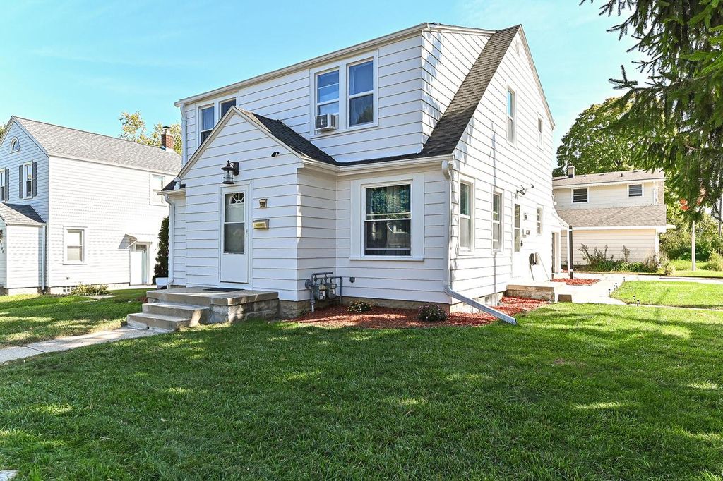 2186 S 89th STREET, Milwaukee, WI 53227