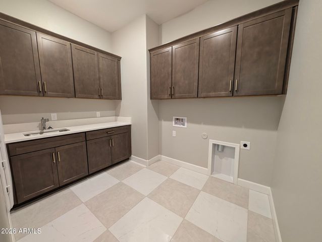 2929 E PICUAL Avenue, San Tan Valley, AZ 85140