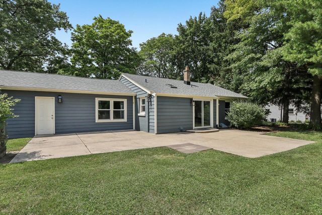 4640 N 149th STREET, Brookfield, WI 53005