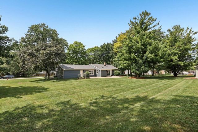 4640 N 149th STREET, Brookfield, WI 53005