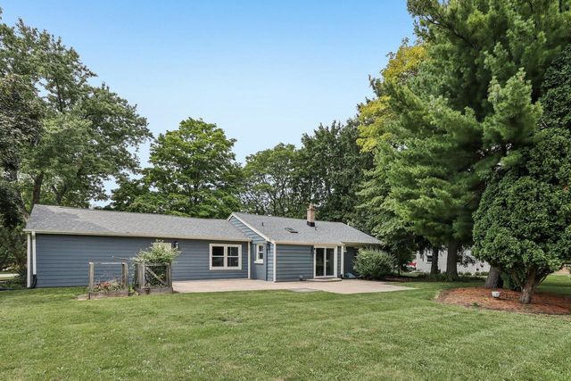4640 N 149th STREET, Brookfield, WI 53005