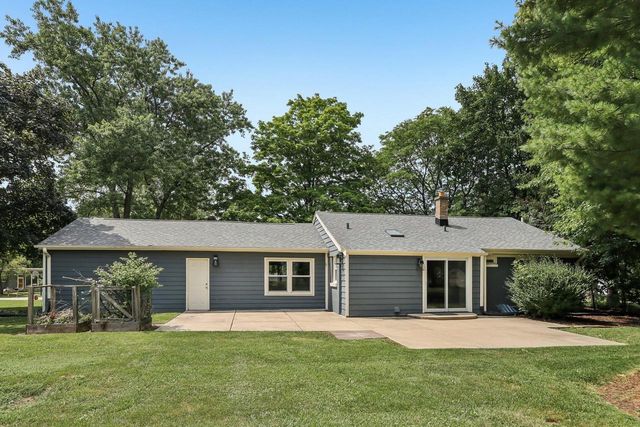 4640 N 149th STREET, Brookfield, WI 53005