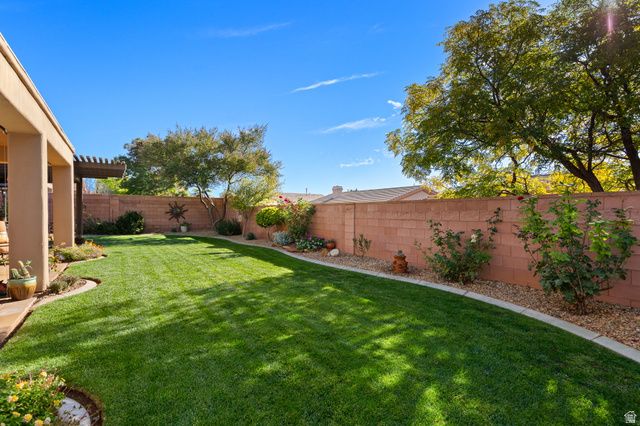 3278 E SWEETWATER DR, Washington, UT 84780