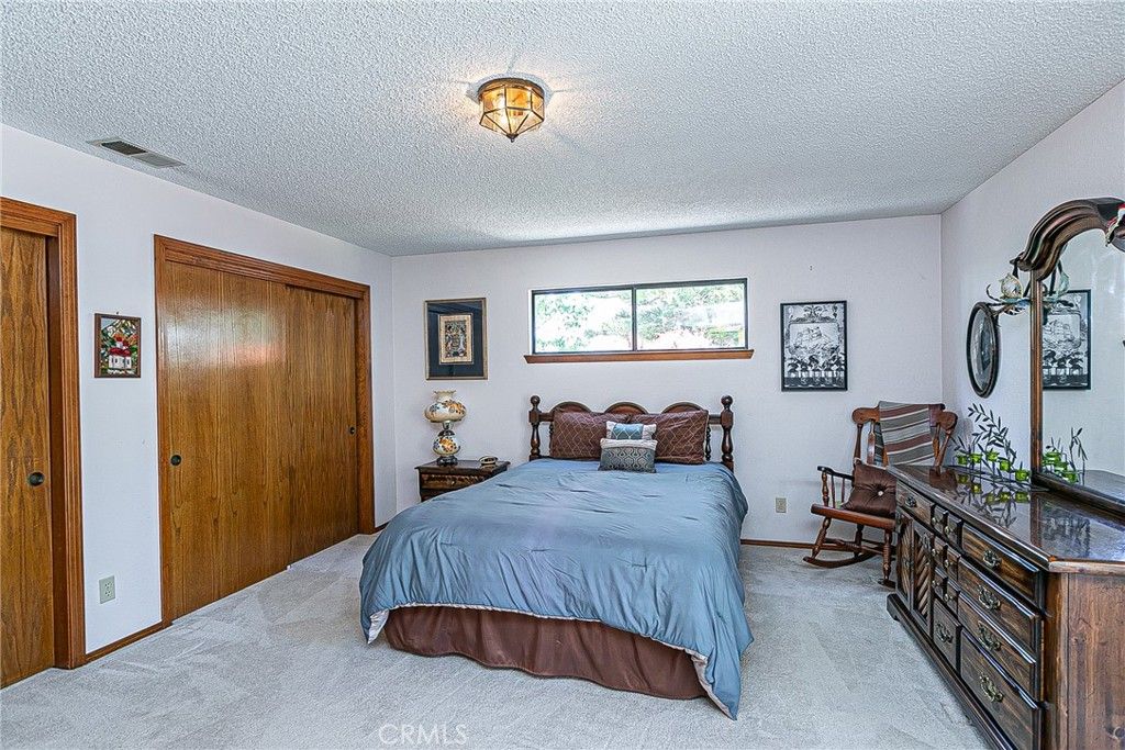 Image 12 of property listing at 855 Sunshine Court, Santa Maria, CA 93455