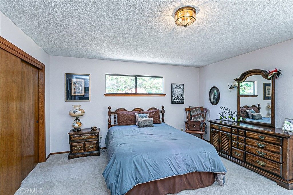 Image 13 of property listing at 855 Sunshine Court, Santa Maria, CA 93455