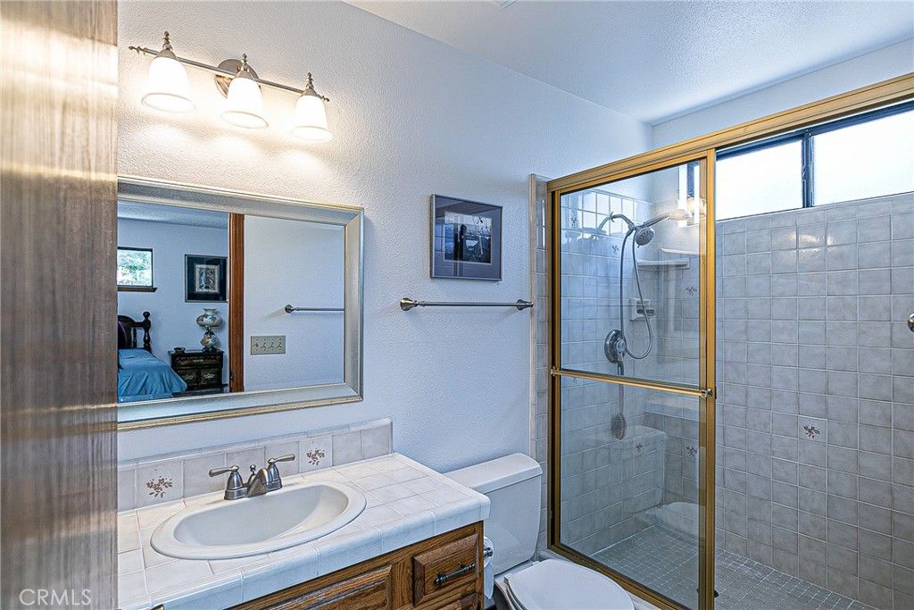 Image 16 of property listing at 855 Sunshine Court, Santa Maria, CA 93455