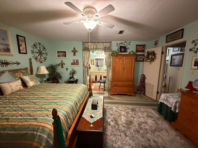 137 Woodbine Circle, Fort Walton Beach, FL 32548