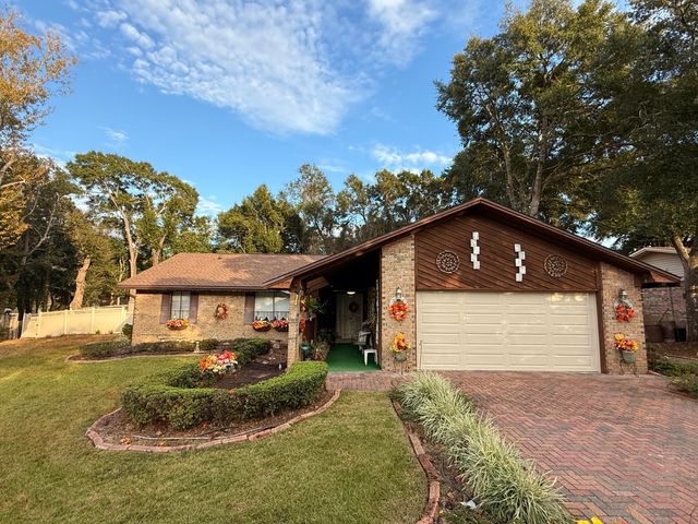 137 Woodbine Circle, Fort Walton Beach, FL 32548