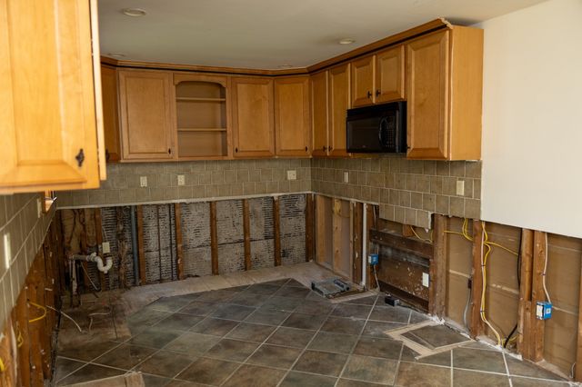 19 Eastland Rd, Boston, MA 02130