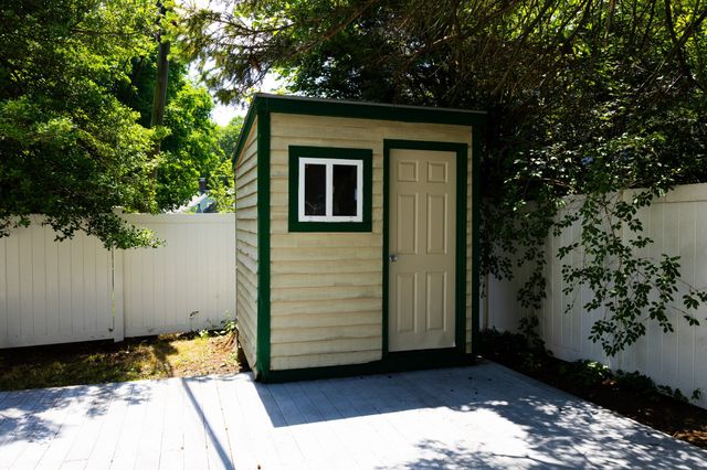 19 Eastland Rd, Boston, MA 02130