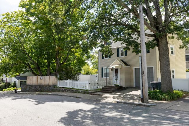 19 Eastland Rd, Boston, MA 02130