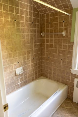 19 Eastland Rd, Boston, MA 02130