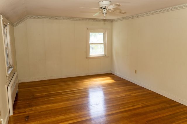 19 Eastland Rd, Boston, MA 02130