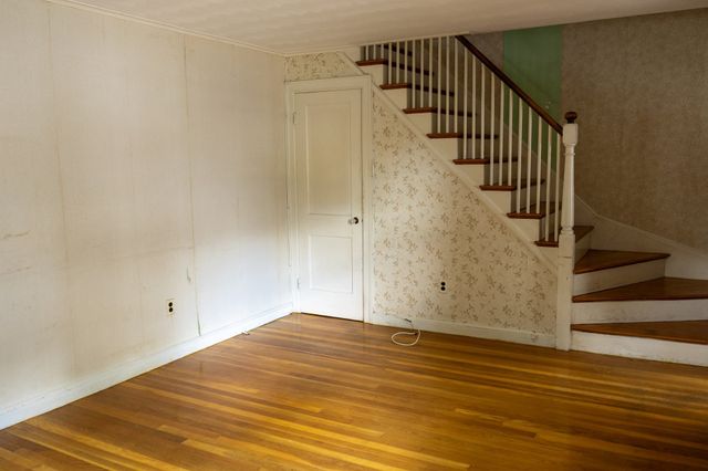 19 Eastland Rd, Boston, MA 02130