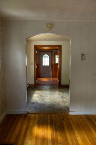 19 Eastland Rd, Boston, MA 02130