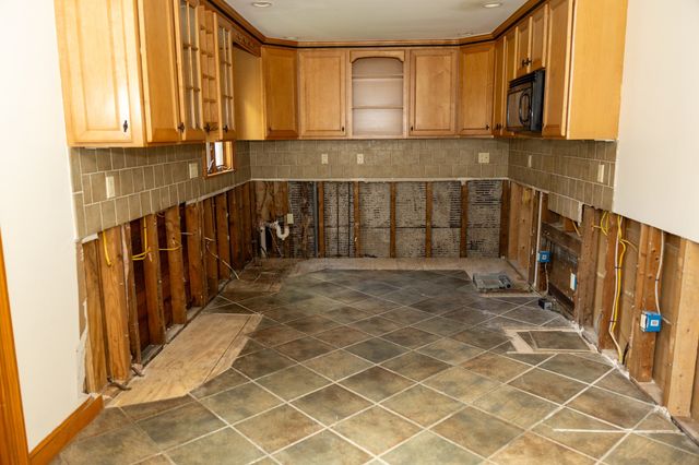 19 Eastland Rd, Boston, MA 02130