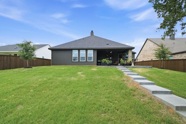 1128 Trinity Drive, Springtown, TX 76082