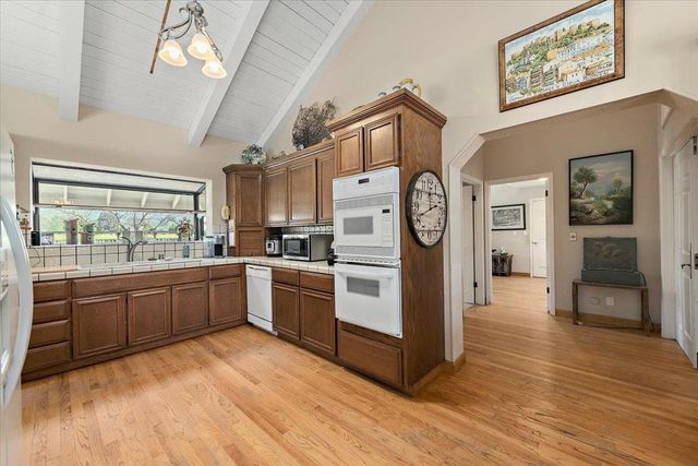 13575 Mammini Court, San Martin, CA 95046