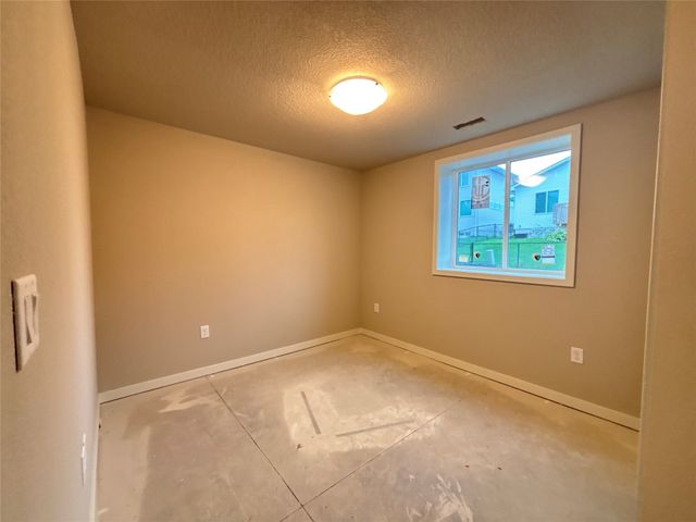 1826 Gordon Court, Norwalk, IA 50211
