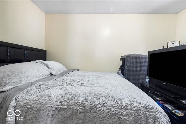 1214 S Chester Avenue, Indianapolis, IN 46203