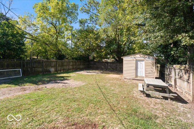 1214 S Chester Avenue, Indianapolis, IN 46203