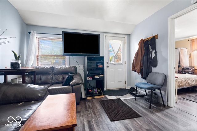1214 S Chester Avenue, Indianapolis, IN 46203