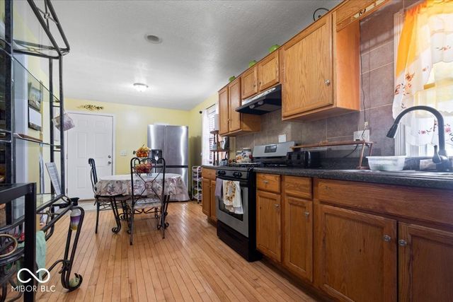 1214 S Chester Avenue, Indianapolis, IN 46203